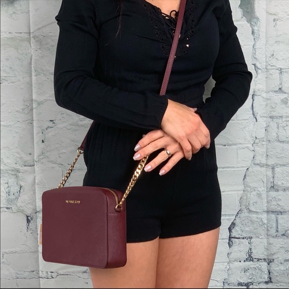 Nwt Michael Kors Jet Set item messenger crossbody - Picture 3 of 8